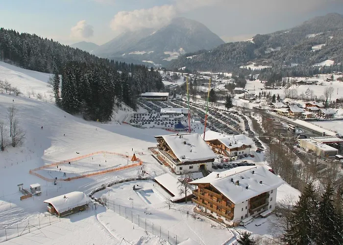 Hotel Der Waldhof 3*