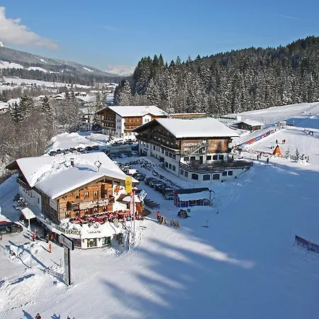 ホテル Der Waldhof