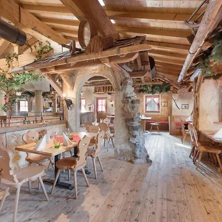 Der Waldhof 3*